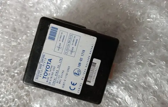 Toyota Corolla Verso AR10 Door control unit/module 897410f010