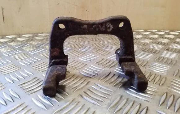 Seat Leon (1P) Brake caliper pad carrier rear 
