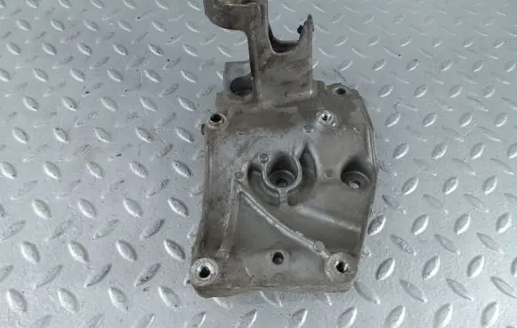 Toyota ProAce City A/C compressor mount bracket 9823598480