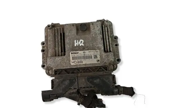 Opel Zafira B Engine control unit/module 55566279 0281014452 1039S22942