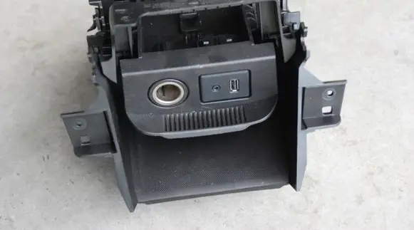 Opel Zafira C Central console control unit 130KM