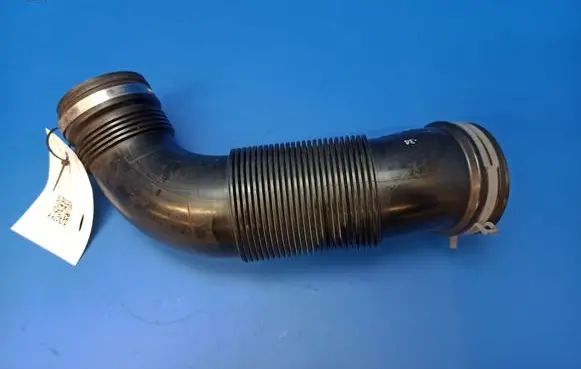 Audi A3 S3 8V Air intake duct part 5Q0129654P 5Q0129656D 446476601