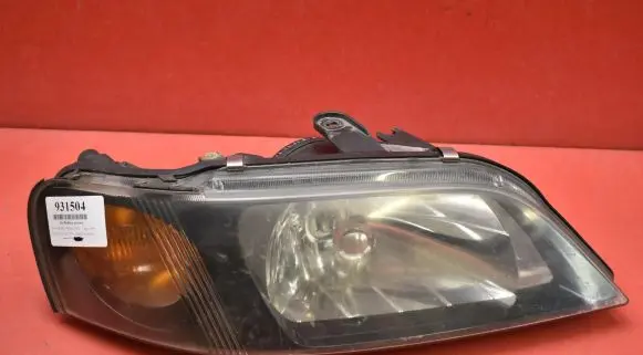 Mitsubishi Space Star Headlight/headlamp