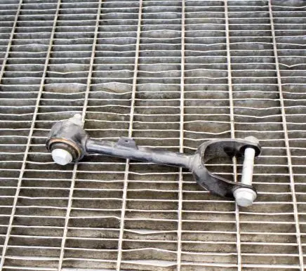 Tesla Model 3 Rear upper control arm/wishbone 104442300G