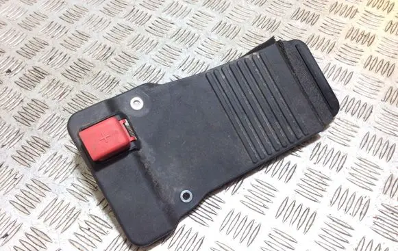 Volvo XC90 Fuse box cover 31353781