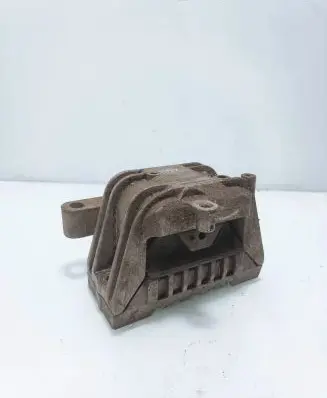 Volkswagen Touran I Engine mount bracket 1K0199262BB