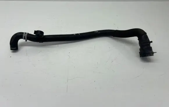 Land Rover Range Rover Sport L494 Engine coolant pipe/hose FPLA7752CC