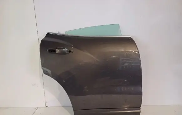 Maserati Levante Rear door HP29052A