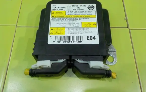 SsangYong Tivoli Airbag control unit/module 8625035110
