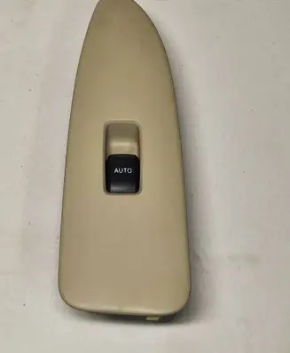 Lexus ES 250 - 300 - 330 Electric window control switch 8403033050