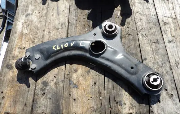 Renault Clio V Front control arm