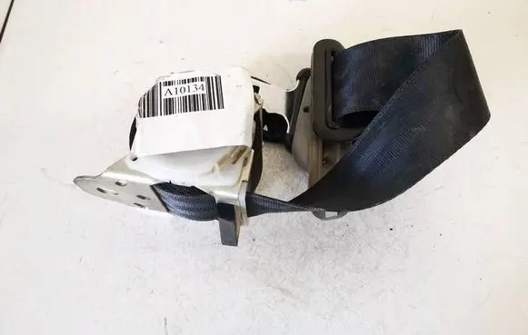Toyota Yaris Middle seatbelt (rear) 7e6070 394549