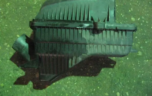 KIA Carnival Air filter box KIAK552