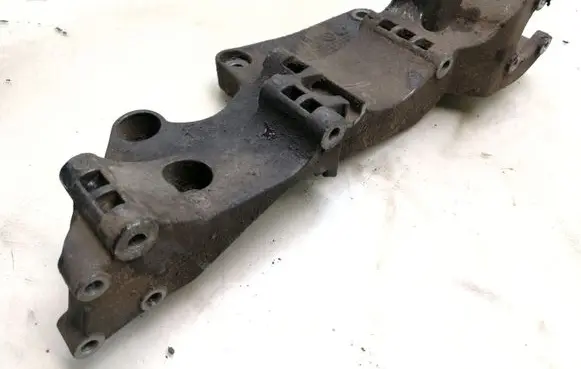 Volkswagen Sharan Generator/alternator bracket 045903143C