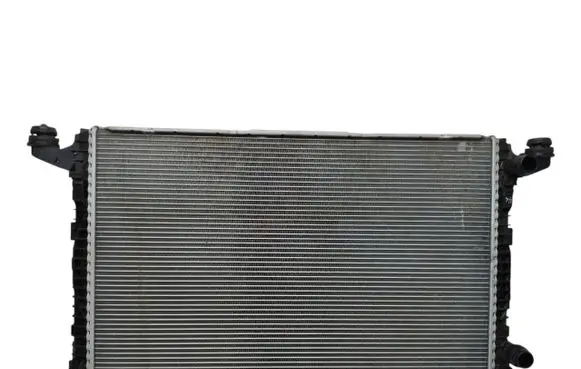 Audi Q5 SQ5 Coolant radiator 2013440039 80A121251D