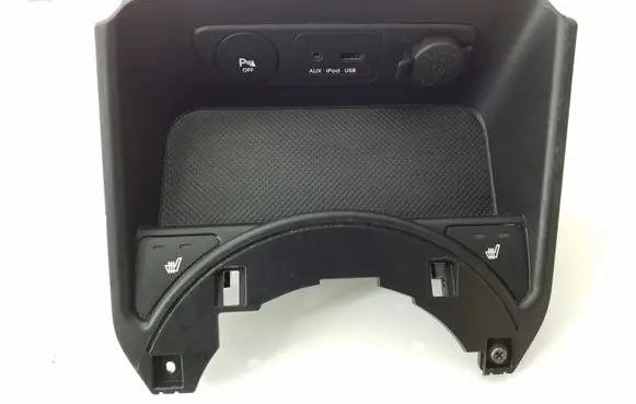 KIA Sportage AUX in-socket connector 846303U180
