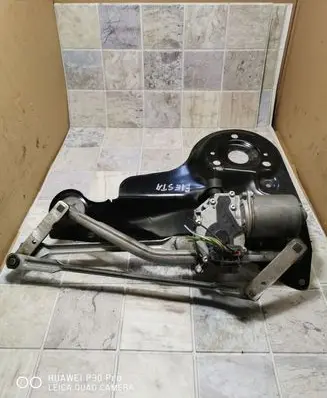 Ford Fiesta Front wiper linkage and motor 2S6117500