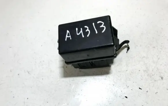 Volvo S80 Fuse box set 6g9t14b192aa 6g9t-14b192-aa