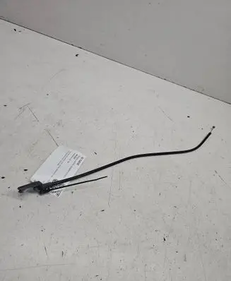 Audi Q7 4L Engine bonnet/hood lock release cable 4L1823531