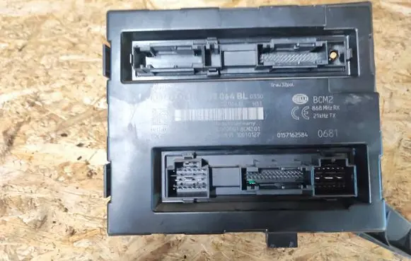 Volkswagen Touareg II Comfort/convenience module 4H0907064BL