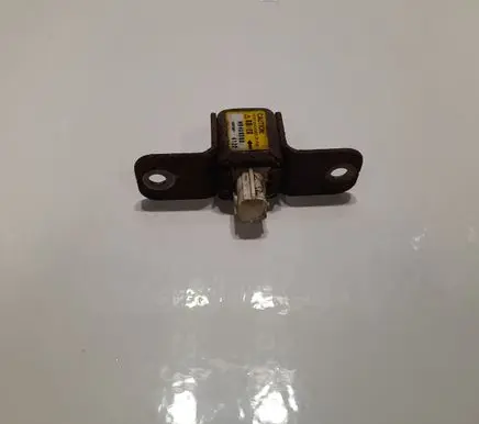 Mitsubishi Pajero Airbag deployment crash/impact sensor MR409363