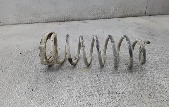 Toyota Corolla Verso E121 Rear coil spring
