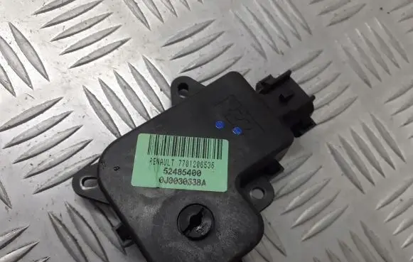 Renault Laguna II A/C air flow flap actuator/motor 52485400