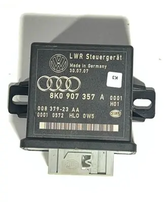 Audi A4 S4 B8 8K Light module LCM 8K0907357A