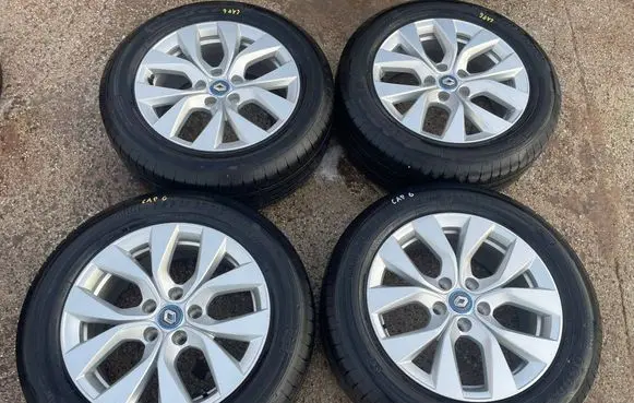 Renault Captur II R17 alloy rim 403009172R