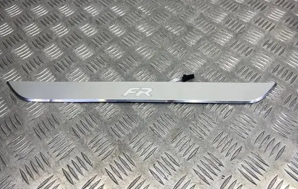 Seat Leon IV Front sill (body part) 5FA947417A CD27322 1908670