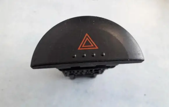 Nissan X-Trail T30 Hazard light switch