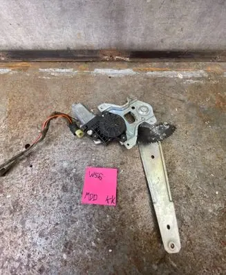 Hyundai Getz Front door window regulator with motor 