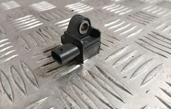 Skoda Rapid (NH) Airbag deployment crash/impact sensor 34D959351