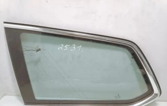 Volkswagen PASSAT B8 Rear side window As2