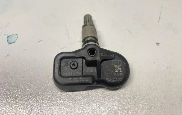 KIA Ceed Tire pressure sensor 52940-J7000