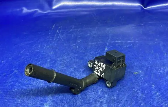 Mercedes-Benz A W176 High voltage ignition coil A2709060500 0221604036