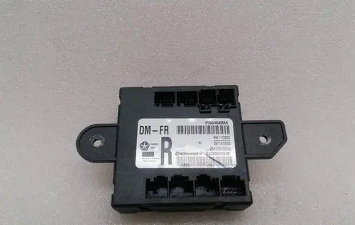 Jeep Grand Cherokee Door central lock control unit/module 68245458AB