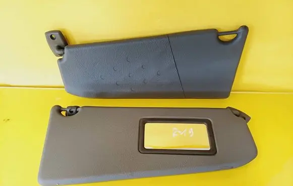 Renault 19 Sun visor