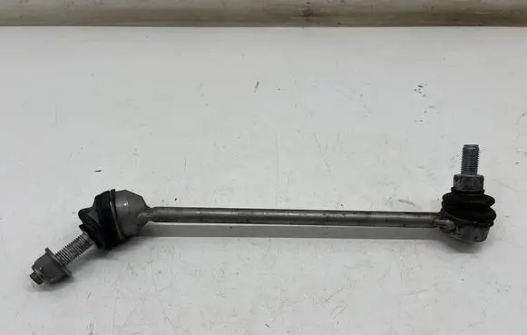 Mercedes-Benz E W214 Front anti-roll bar/stabilizer link A2063233600