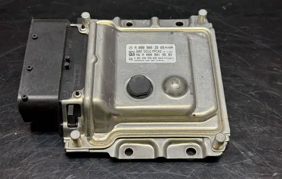 Mercedes-Benz E A207 Adblue control unit A0009003909 0281032558 A0009019603