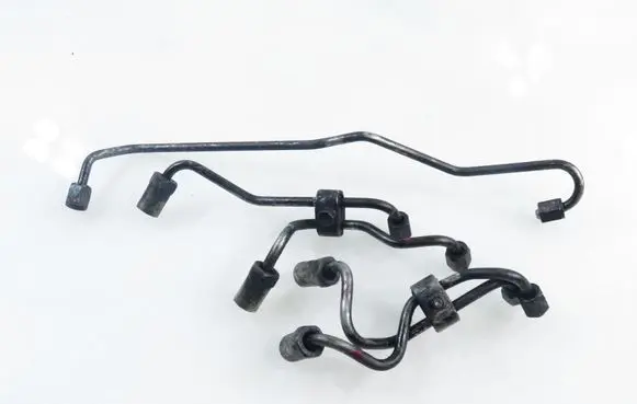 Toyota RAV 4 (XA30) Fuel injector supply line/pipe 