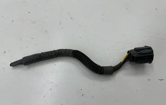 Tesla Model Y Cooling fan wiring 149399500B