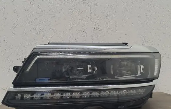 Volkswagen Tiguan Headlight/headlamp 5NB941081A 7PP941572AB 8V0907399B