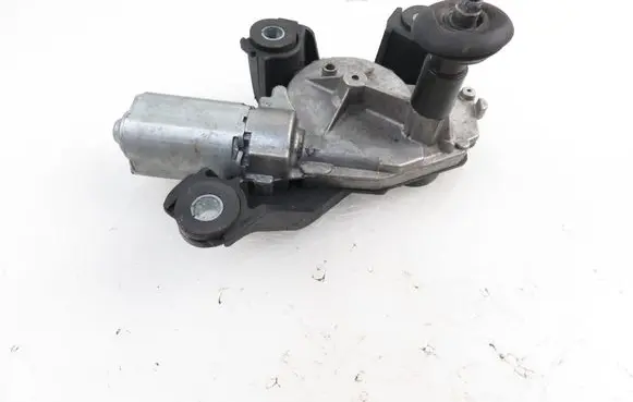 Nissan Qashqai Rear window wiper motor 88710JD000 0390201820