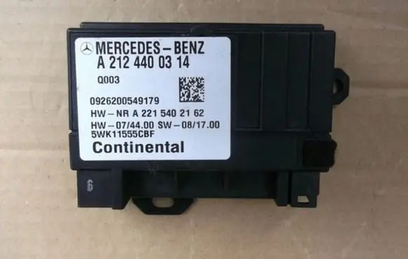 Mercedes-Benz E W212 Fuel injection pump control unit/module A212440031400