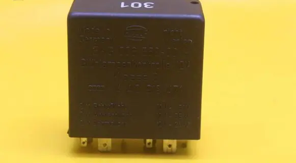 Audi A8 S8 D2 4D Other relay 4A0919471 5KG00656800