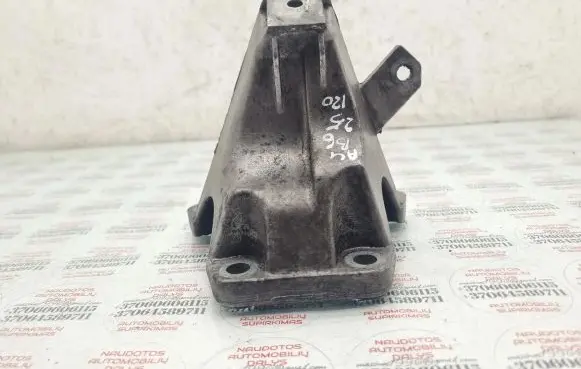 Audi A4 S4 B6 8E 8H Engine mounting bracket 8E0199308J