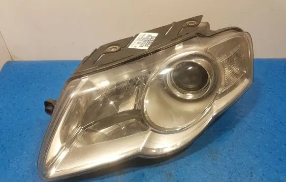 Volkswagen PASSAT B5.5 Headlight/headlamp