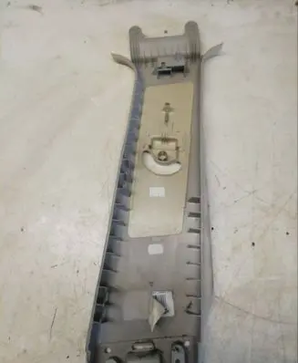 Land Rover Range Rover Sport L320 (B) pillar trim (top) EMG50099