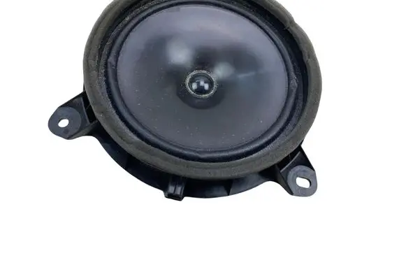 Toyota Yaris XP210 Front door speaker 861600D450